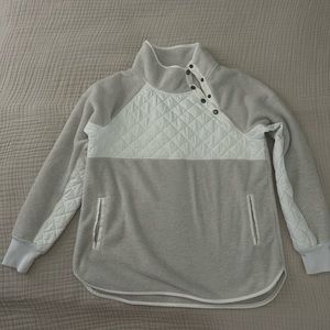 ABERCROMBIE & FITCH pullover, color cream, size large